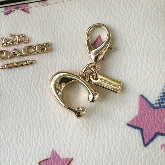 Coach Boxed Corner Zip Wristlet With Disco Star Print Pouch Bag & Charms Set NEW - Picture 10 of 13